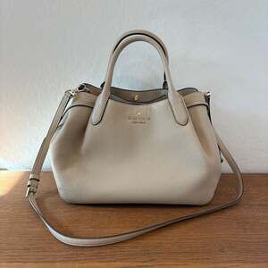 Kate Spade Dumpling Large Satchel in Pebbled Leather EXCELLENT Beige